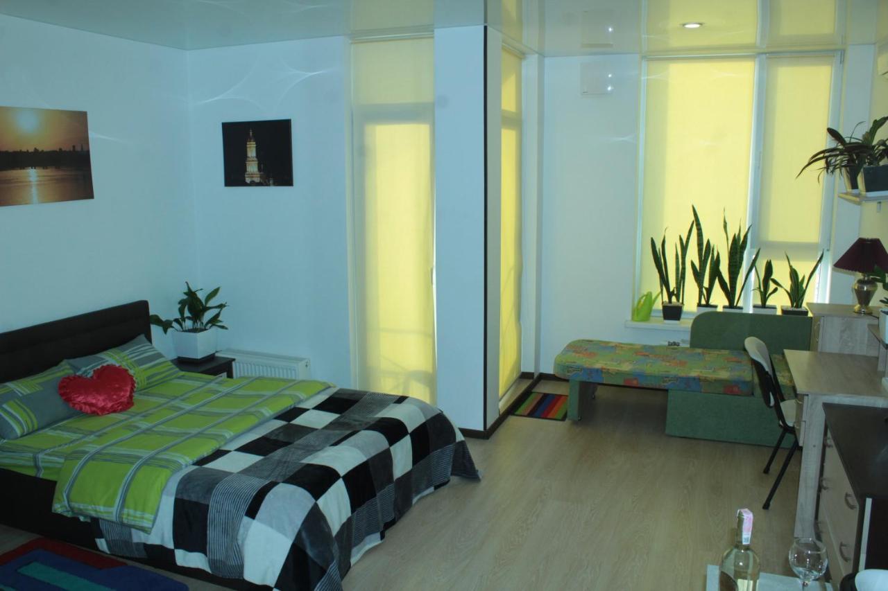 קייב Comfortable Studio Apartments In A Secure Residential Complex Comfort Town Кт-02 מראה חיצוני תמונה